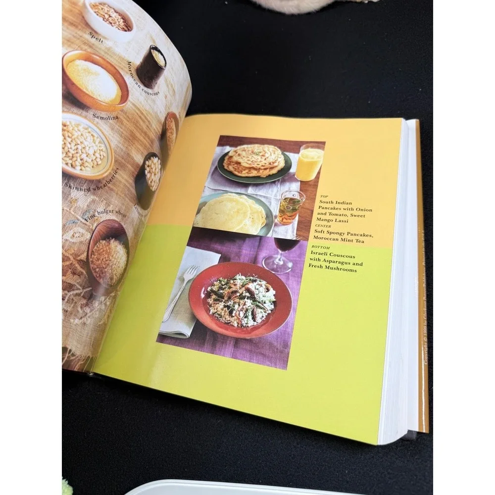 Madhur Jaffrey's World Vegetarian Cookbook 1st Ed‎ Hardcover 650+ Recipes 1999
